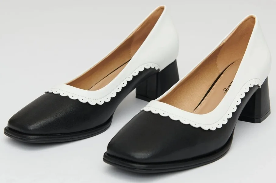 SCALLOPED SHOES.webp